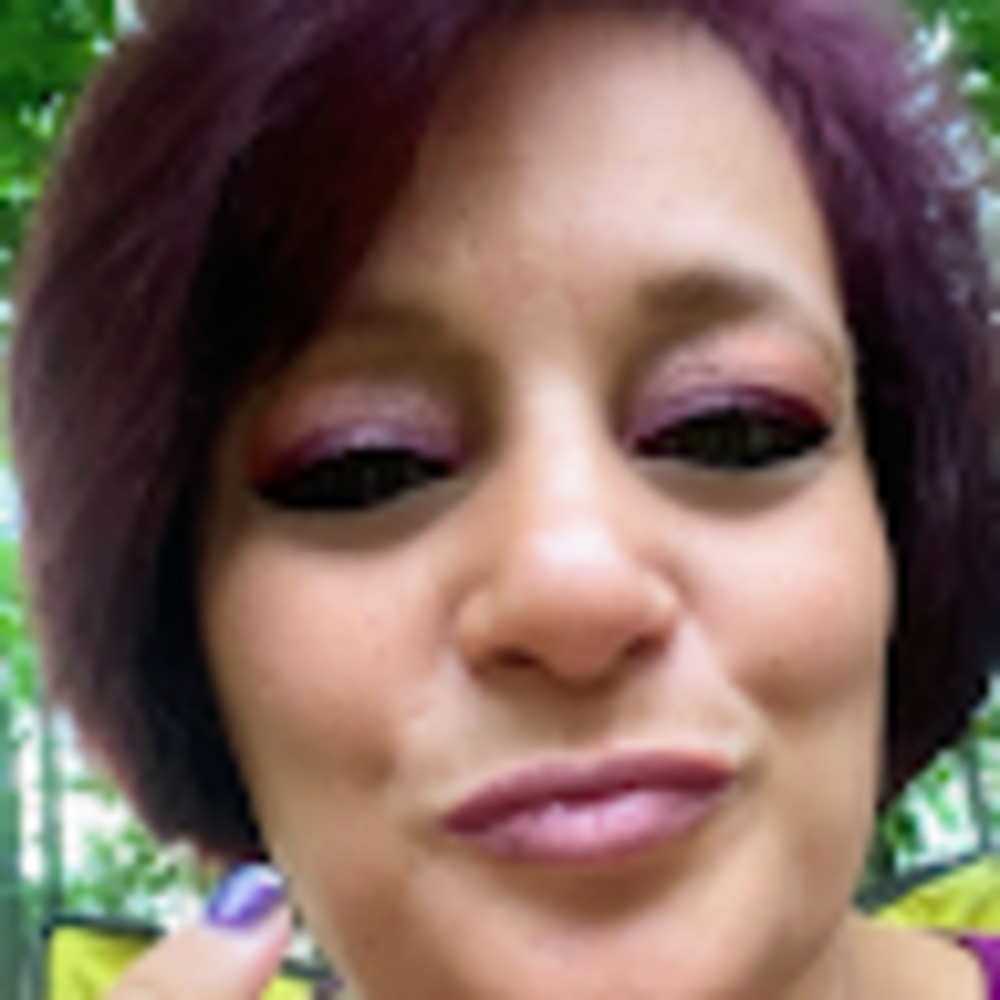 Meet your Posher, Denise
